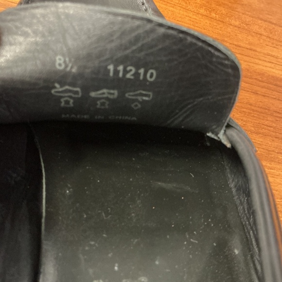 Hugo Boss Men Black Leather Horsebit Moc Toe Loafer Size 9.5 - Picture 9 of 9